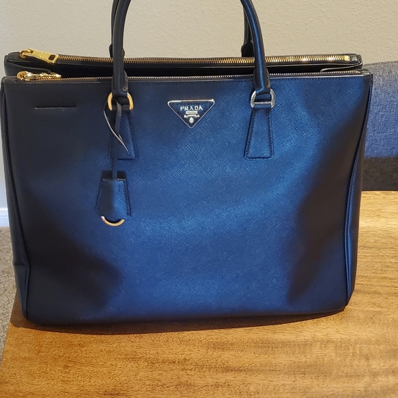 Prada Handbags - Authentic Prada Saffiano Large Bag